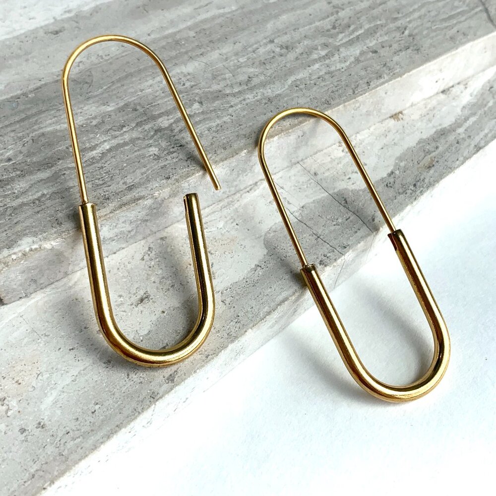 NEW ~ Anthropologie Large Gold Paperclip Hoop Earrings